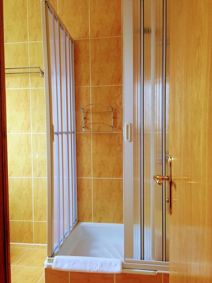 Pensiunea Puiu Popa Codlea Extérieur photo