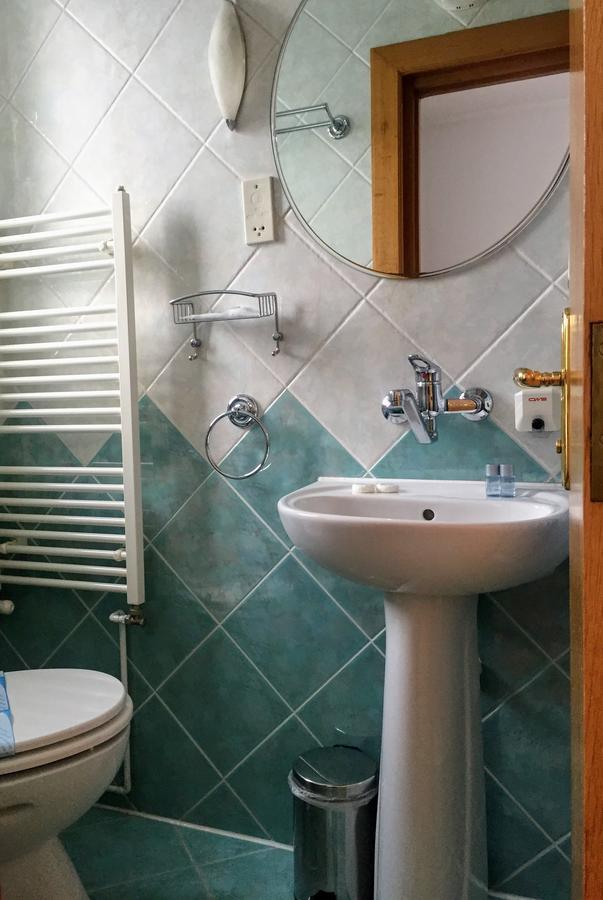 Pensiunea Puiu Popa Codlea Extérieur photo