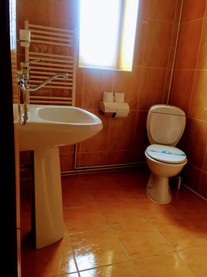 Pensiunea Puiu Popa Codlea Extérieur photo